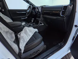 Rnager WILDTRUCK - Interior thumbnail 8