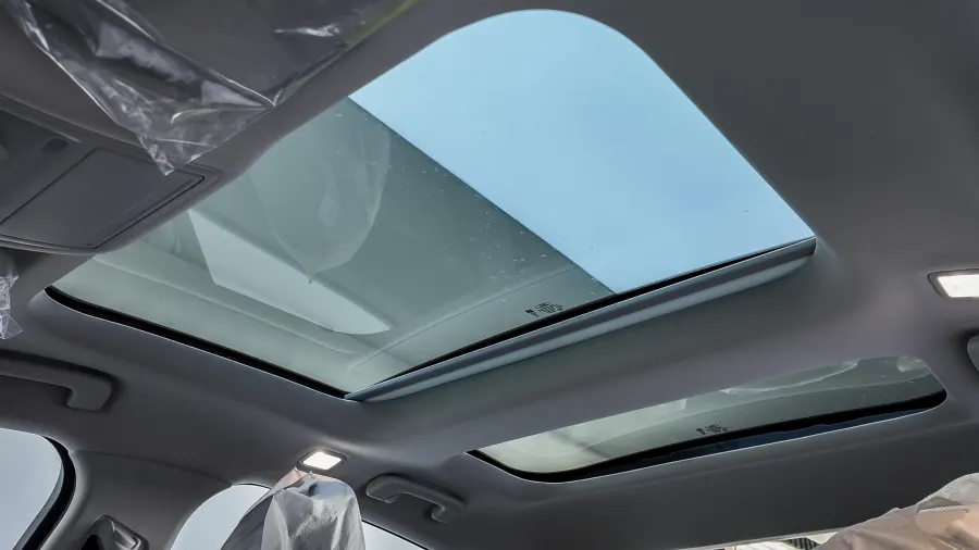 Taurus Titanium FACELIFT - Interior image 10