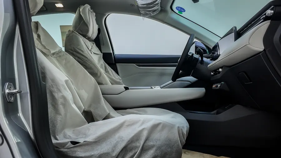 Taurus Titanium FACELIFT - Interior image 3