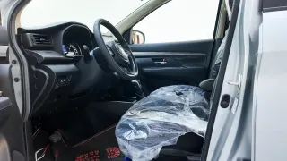 Ertiga GLX - Interior thumbnail 2