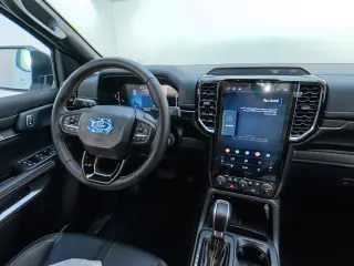 Rnager WILDTRUCK - Interior thumbnail 4