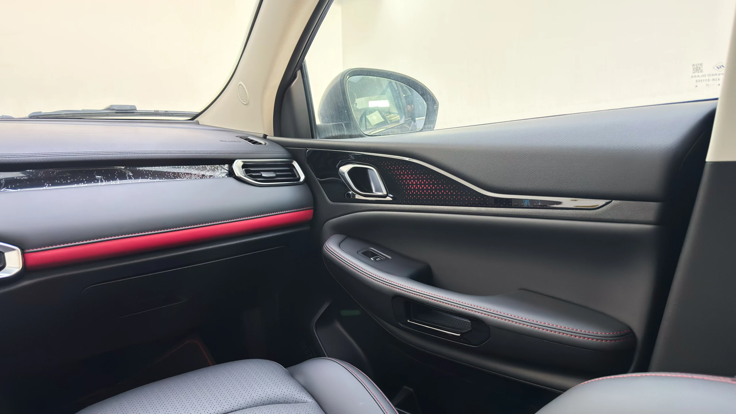 x50 premium - Interior image 3