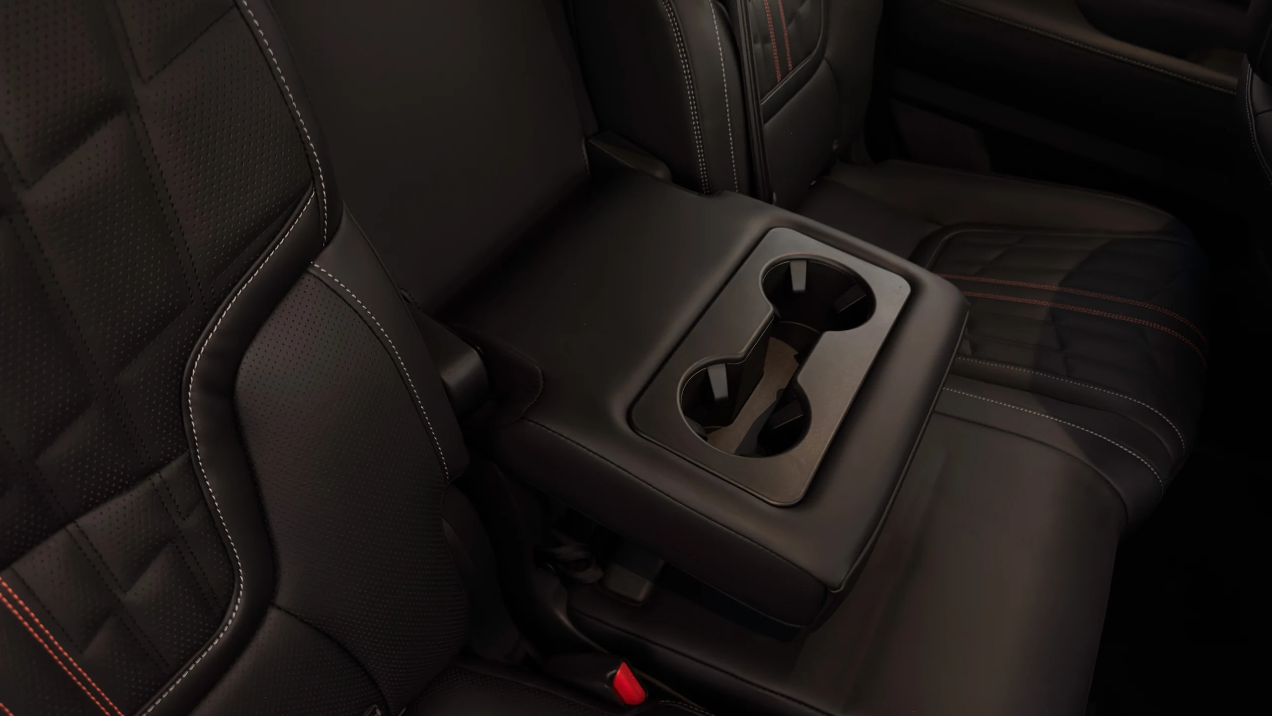 باترول برو فور اكس - صورة داخلية 7