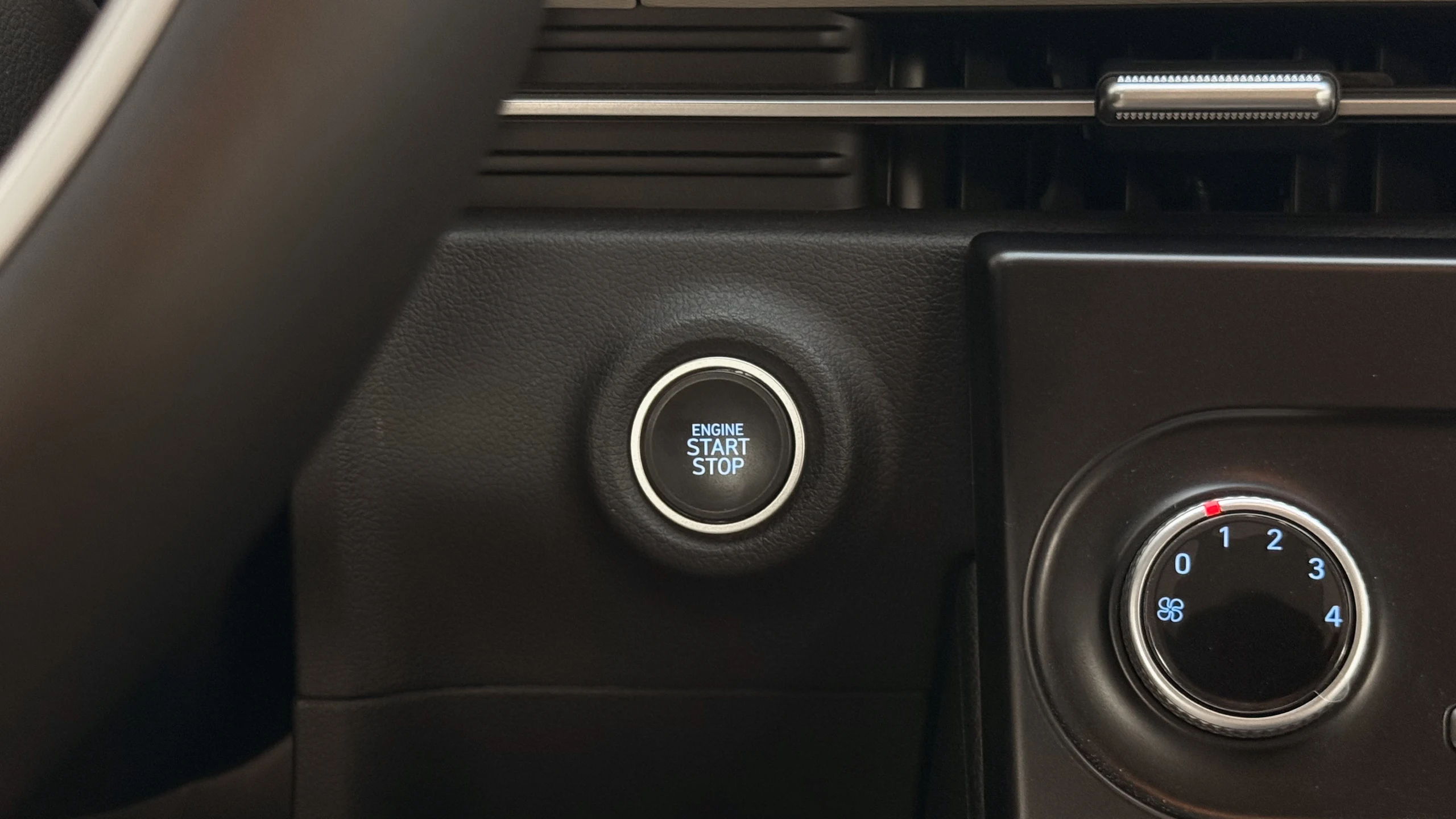 CRETA SMART - Interior image 13