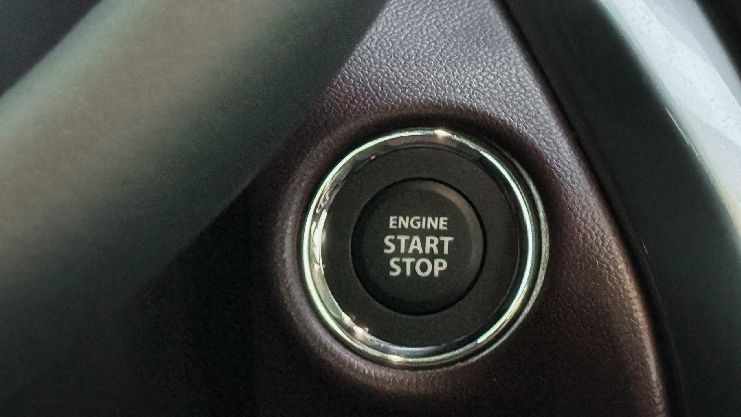 Toyota Urban Cruiser 2025 GL - Interior image 2