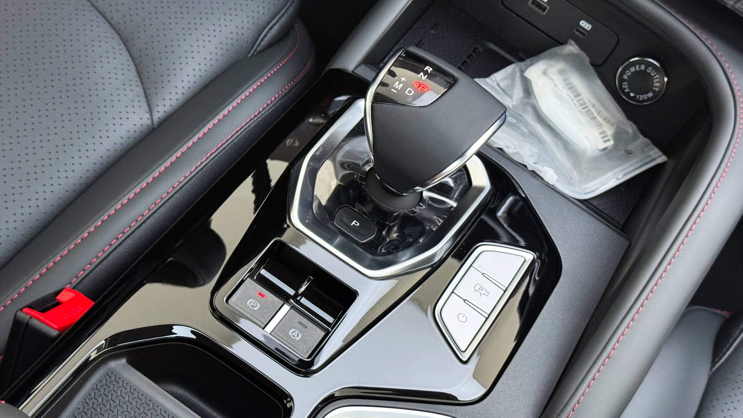 x50 premium - Interior image 7
