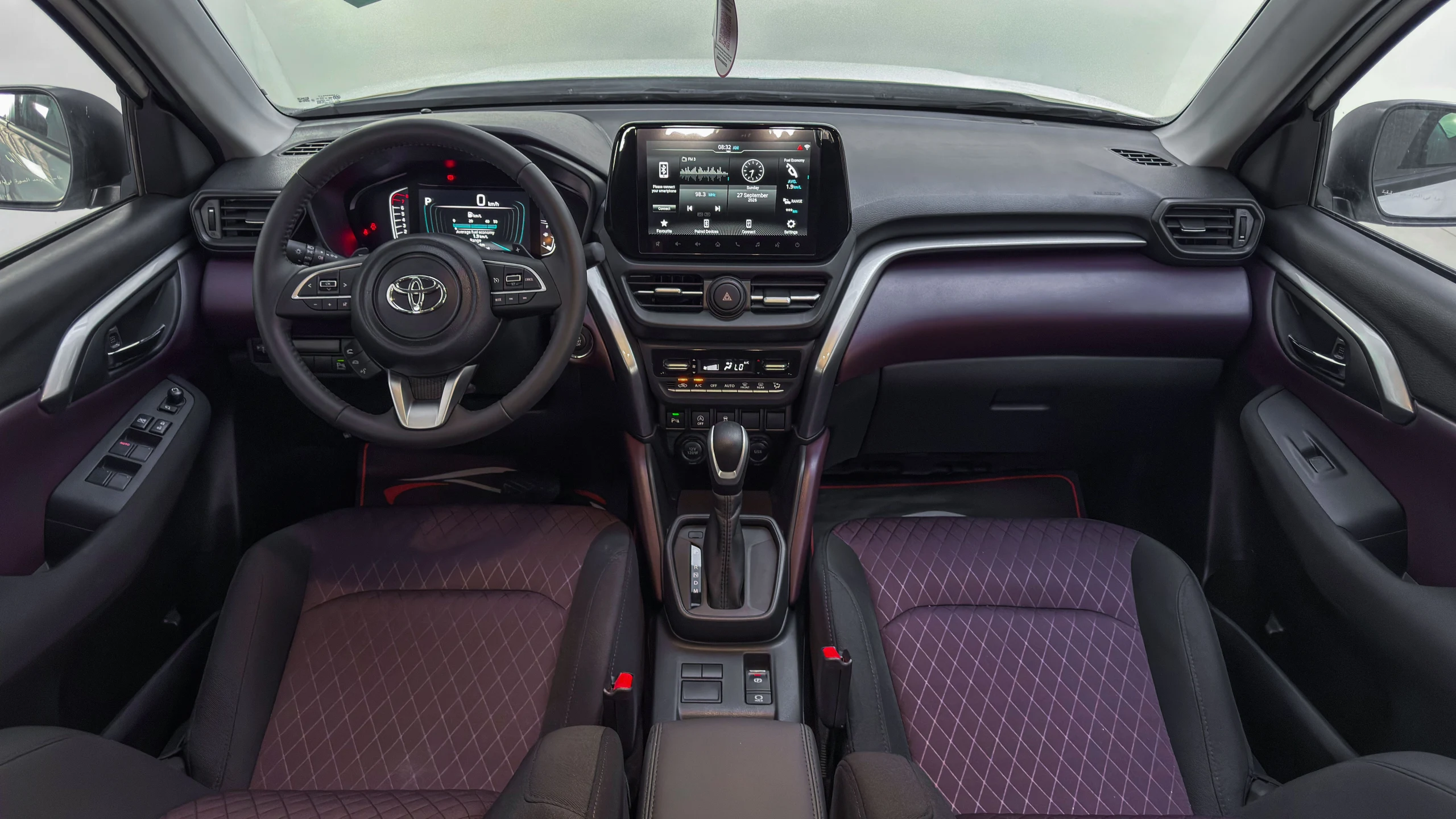 Toyota Urban Cruiser 2025 GL - Interior image 5