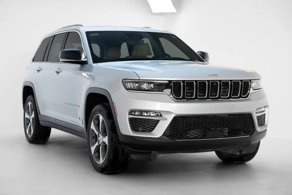 Grand Cherokee limited plus - sliver