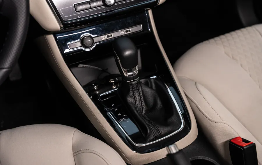 MG 5 standard - Interior image 8