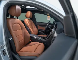 MERCEDES BENZ GLC 300 - Interior thumbnail 1
