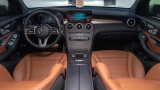 MERCEDES BENZ GLC 300 - Interior thumbnail 3