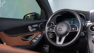 MERCEDES BENZ GLC 300 - Interior thumbnail 4