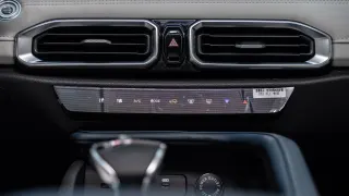 JETOUR X50 Premium - Interior thumbnail 2