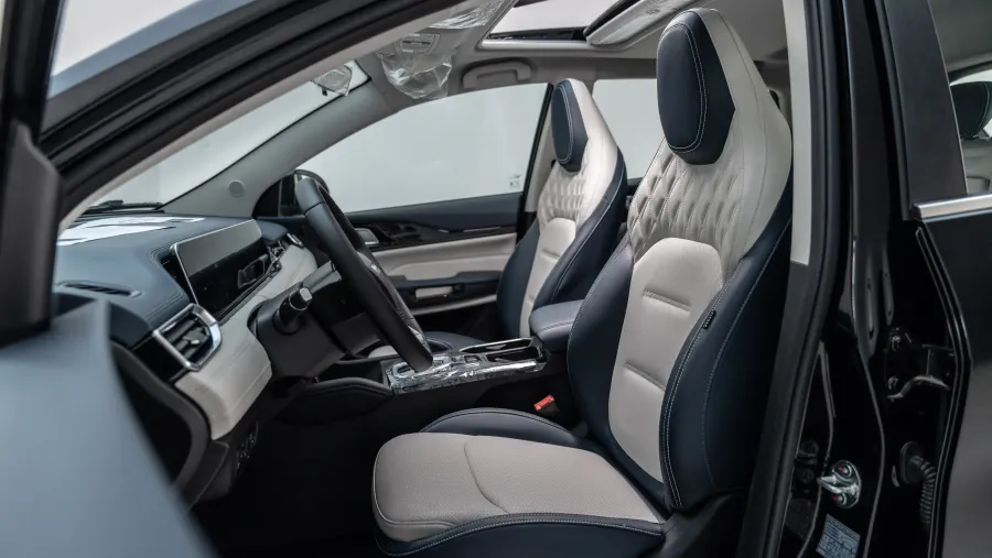 JETOUR X50 Premium - Interior image 6