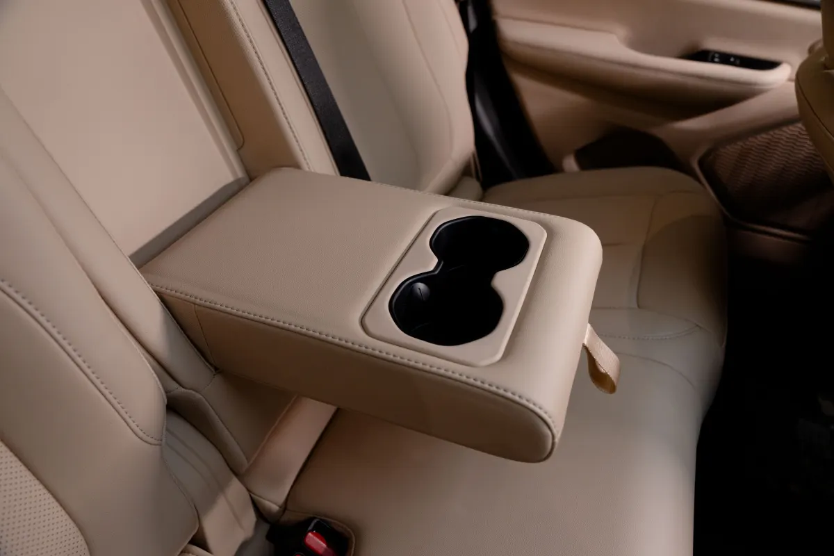 Grand Cherokee limited plus - Interior image 5