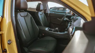 FORTHING T5 SPORT - Interior thumbnail 1