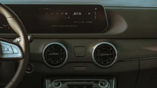 FORTHING T5 SPORT - Interior thumbnail 4