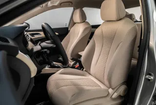 MG 5 DELUX - Interior thumbnail 5