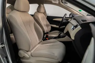 MG 5 DELUX - Interior thumbnail 6