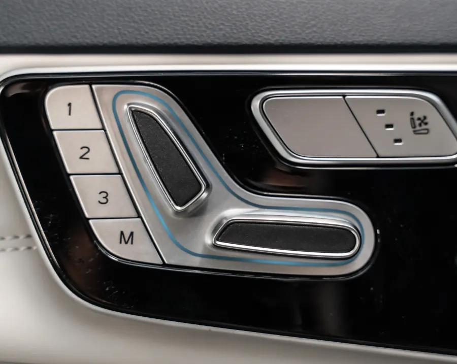 SOUEAST S07 LUXURY - Interior image 3
