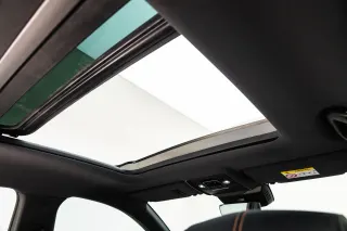 SONG LUXURY - Interior thumbnail 3