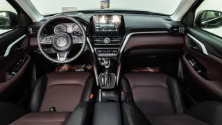 Urban Cruiser GLX - Interior thumbnail 3