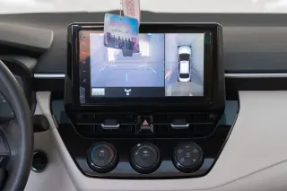 Corolla XLI - Interior thumbnail 5