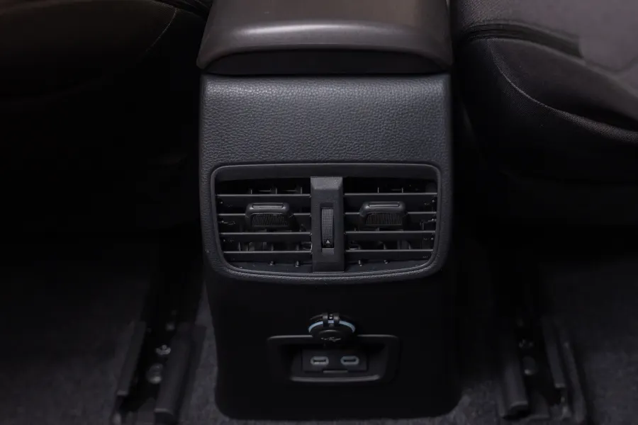 Corolla XLI - Interior image 10