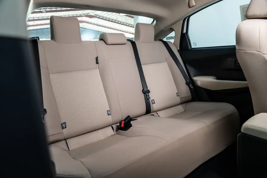 Yaris Y Plus 2026 - Interior image 2