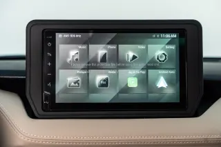 Yaris Y Plus 2026 - Interior thumbnail 6