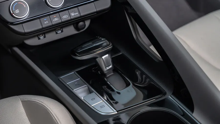 Elantra Smart 2.0 - Interior image 18