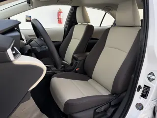 Standard Corolla XLI - Interior thumbnail 1