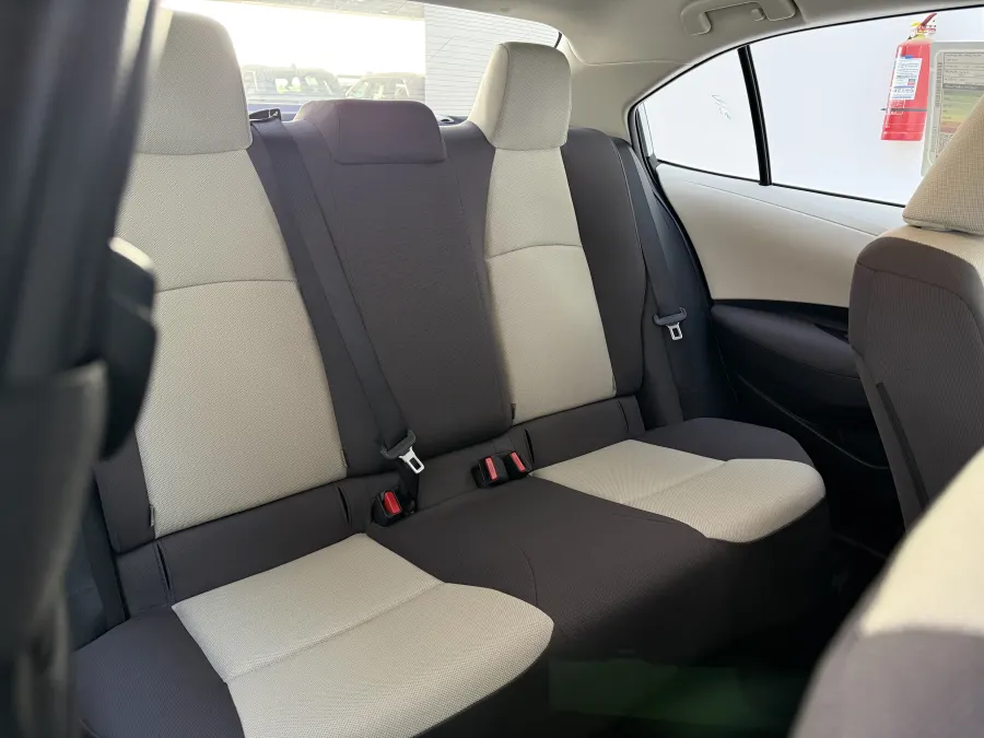 Standard Corolla XLI - Interior image 3