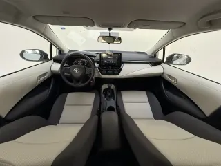 Standard Corolla XLI - Interior thumbnail 4