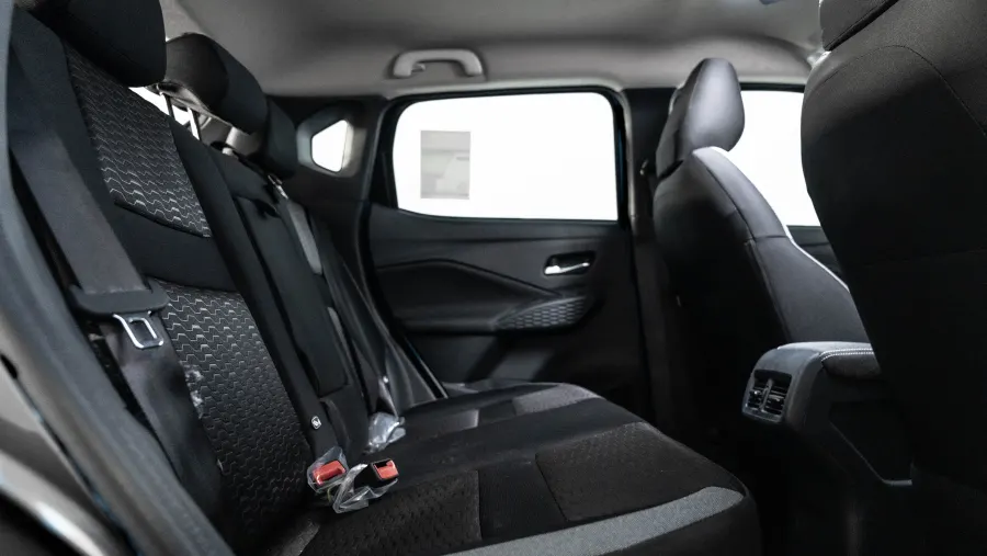 MAGNITE S - Interior image 4