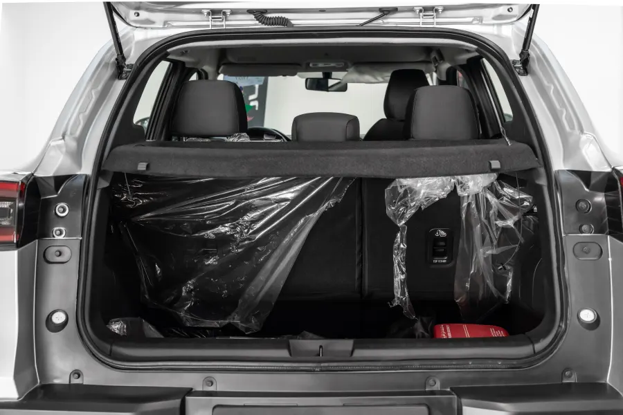 MAGNITE S - Interior image 14