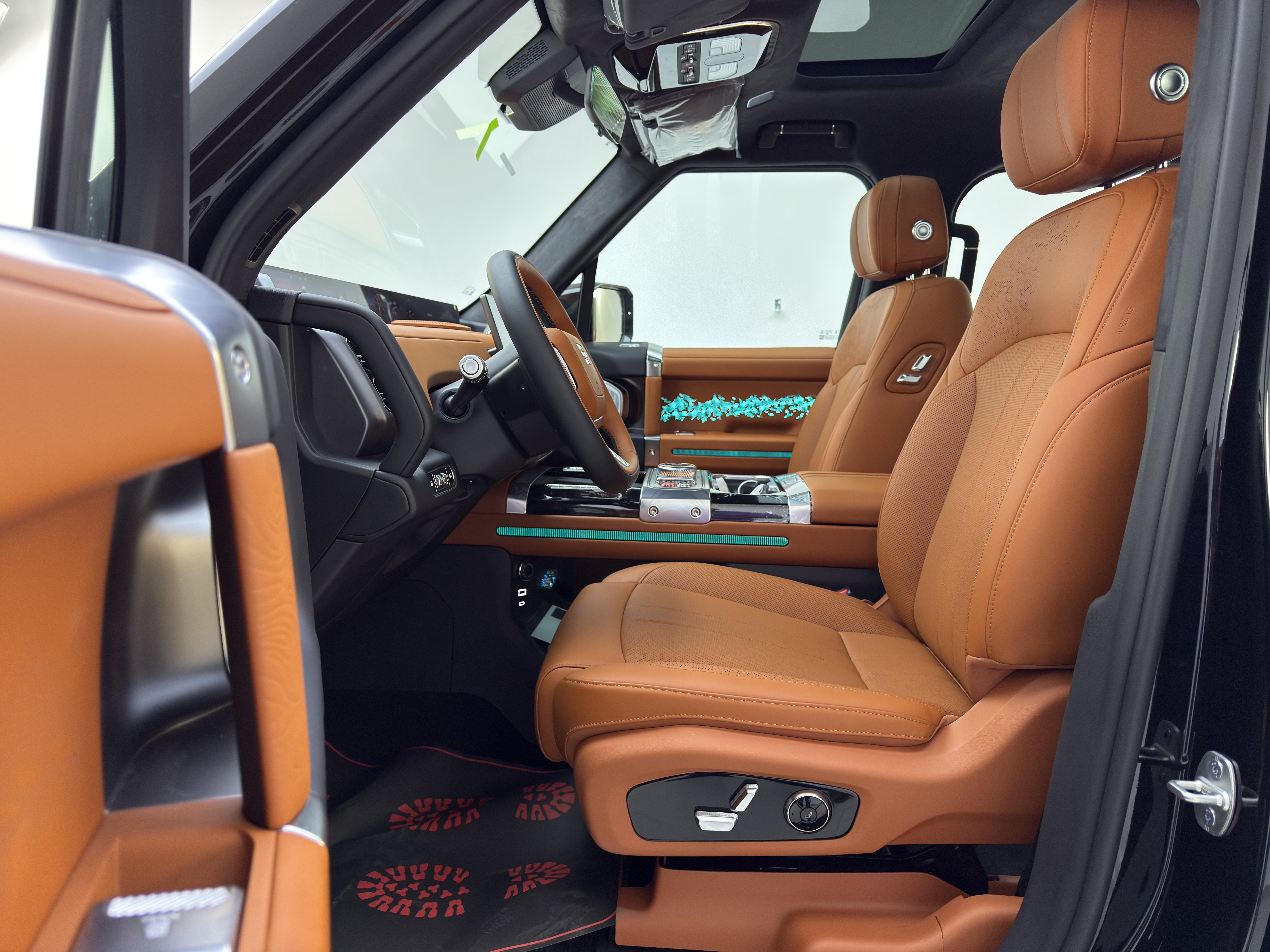 G700 FLAGSHIP - Interior thumbnail 1