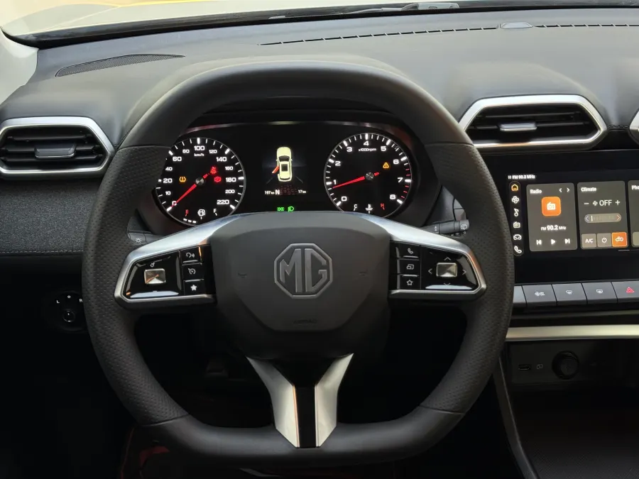 ZS FACE LIFT - Interior image 17