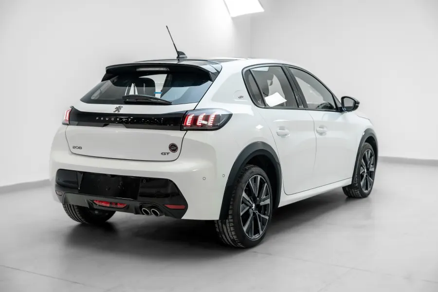 208 جي تي - lang.Exterior image 4