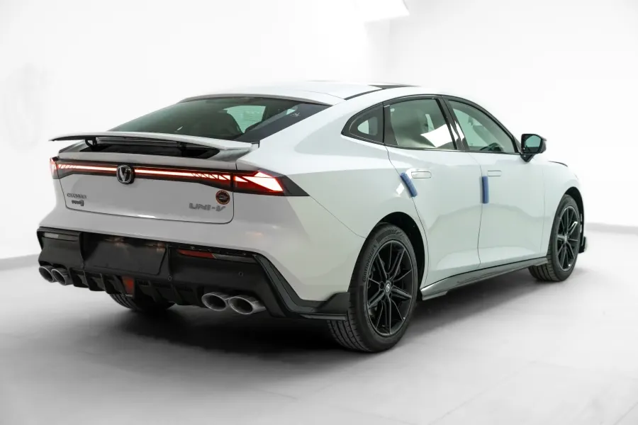 Changan UNI V Sport - lang.Exterior image 4