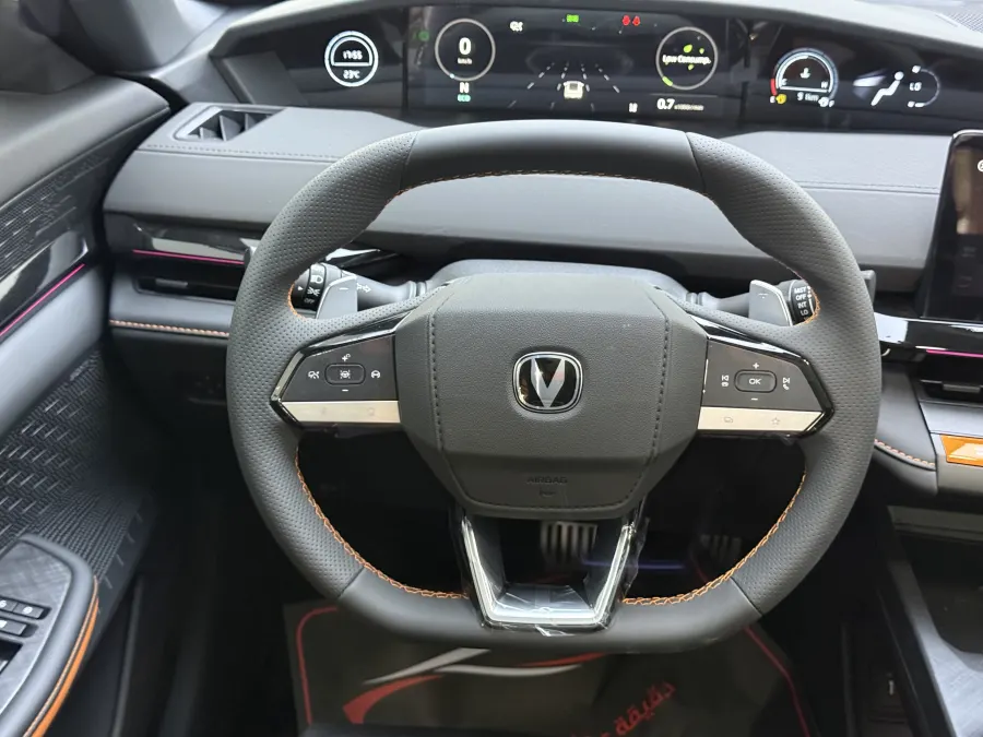 Changan UNI V Sport - Interior image 6