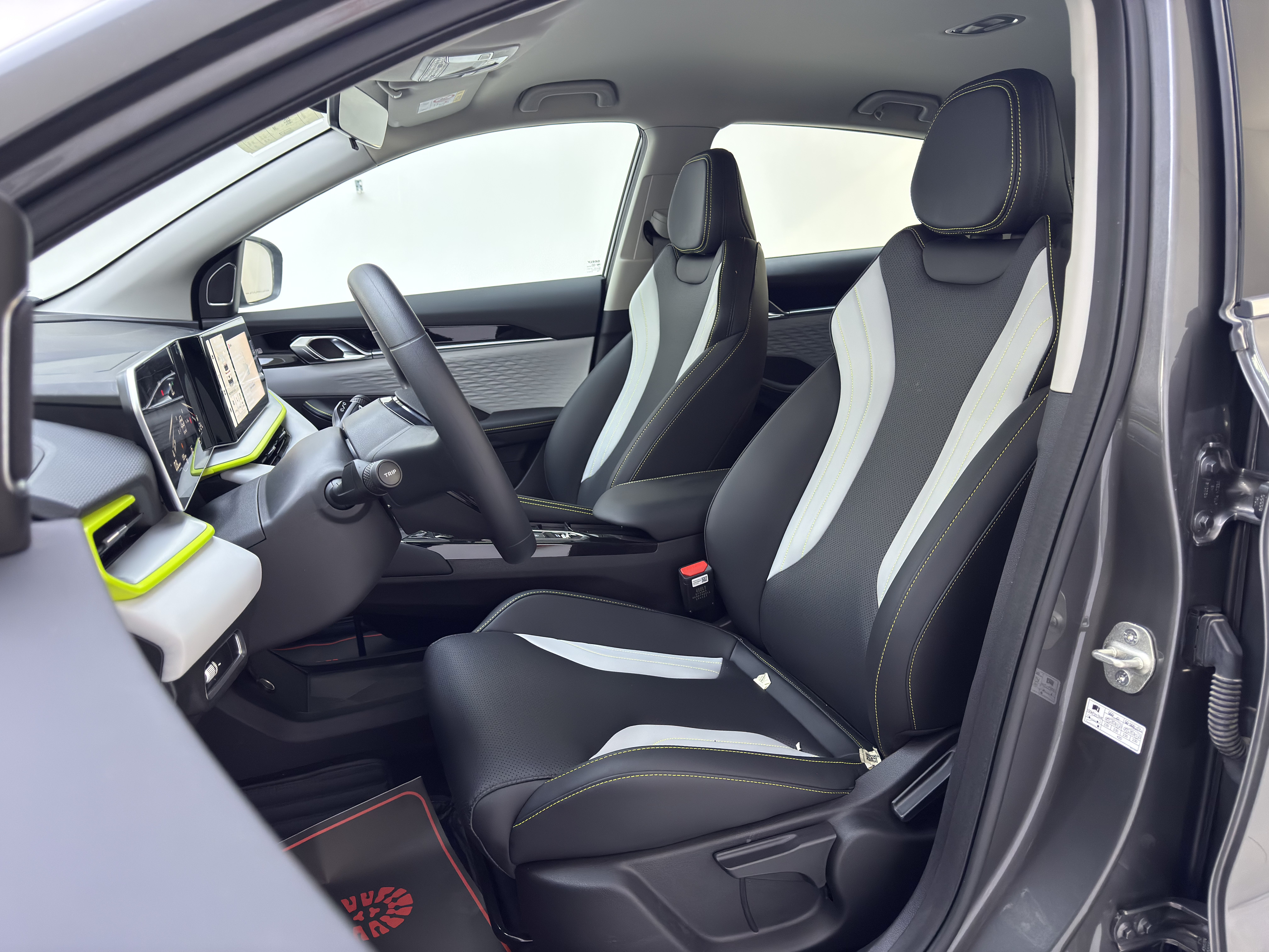 Colray Basic - Interior image 2