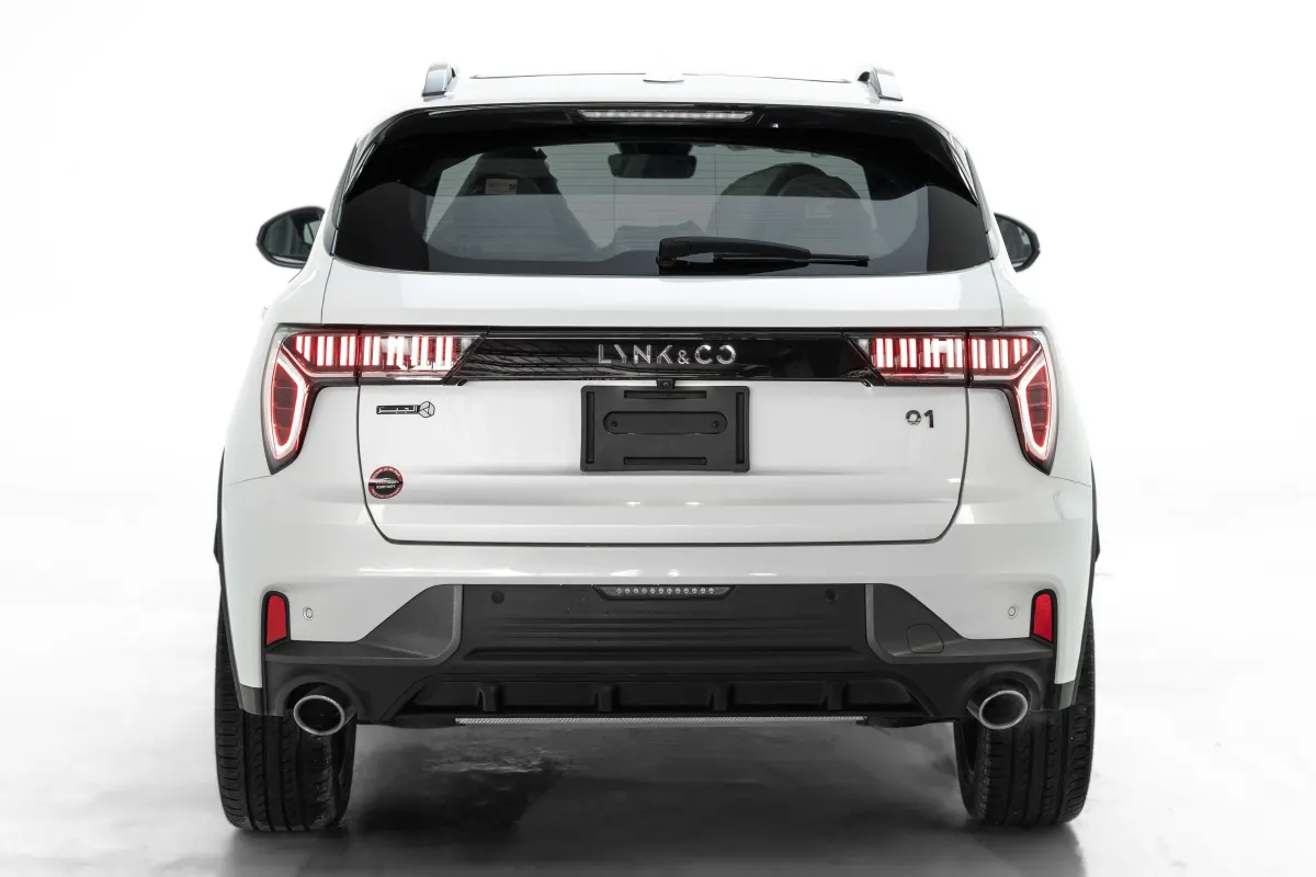 LYNK & CO 01 Hyper - صورة خارجية 3