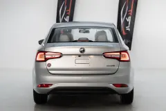 MG 5 DELUX - lang.Thumbnail 3