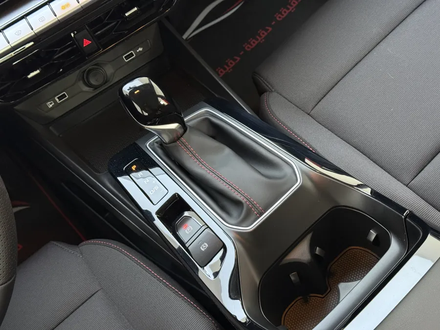GT Comfort - Interior image 26