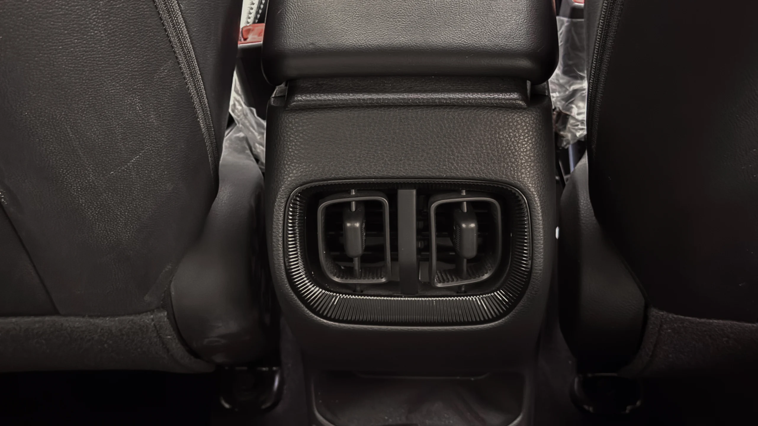 Kia Sonet GLS - Interior image 3
